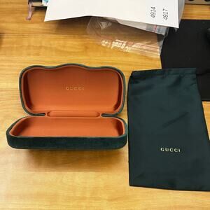 Gucci Green Velvet Case Eyeglasses Sunglasses Made Italy Dust Bag
